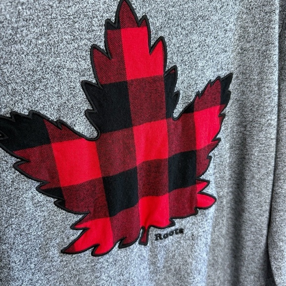 Roots Maple Leaf Red Buffalo Plaid Canadian Lounge Top Gray Sz Large - Picture 4 of 8